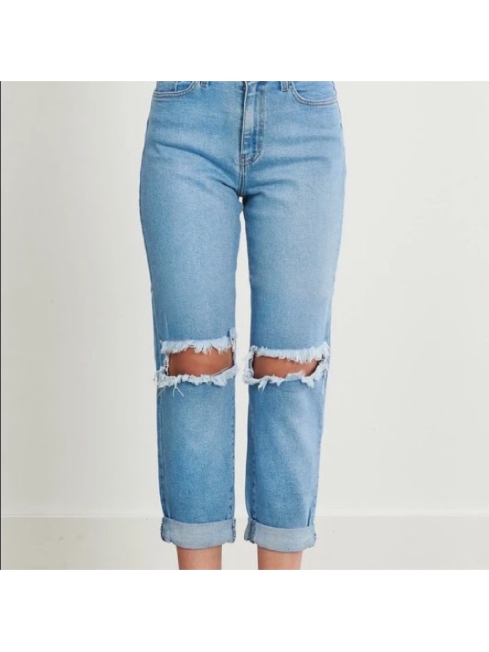 Vibrant M.I.U. Size 9 Light Blue High-Rise Distressed Ripped Knee Jeans